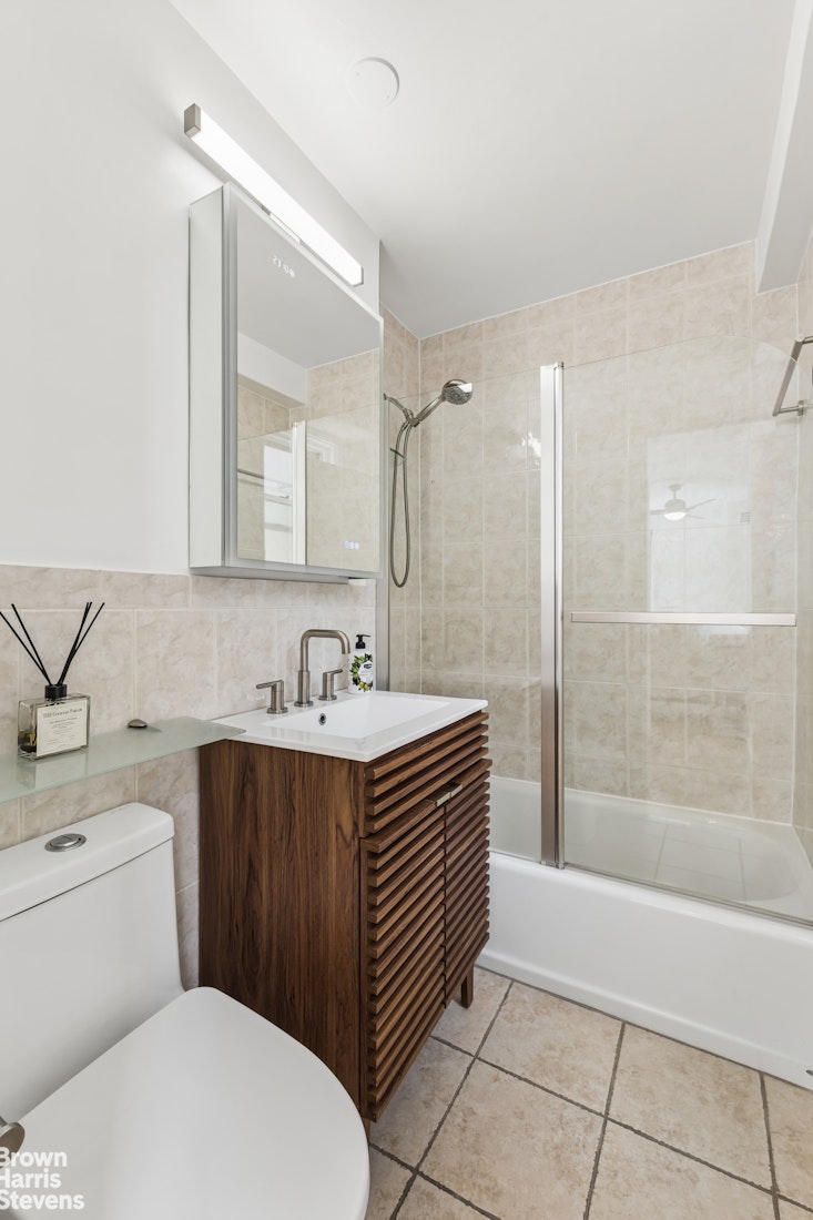 201 East 37th Street 5A Murray Hill New York NY 10016