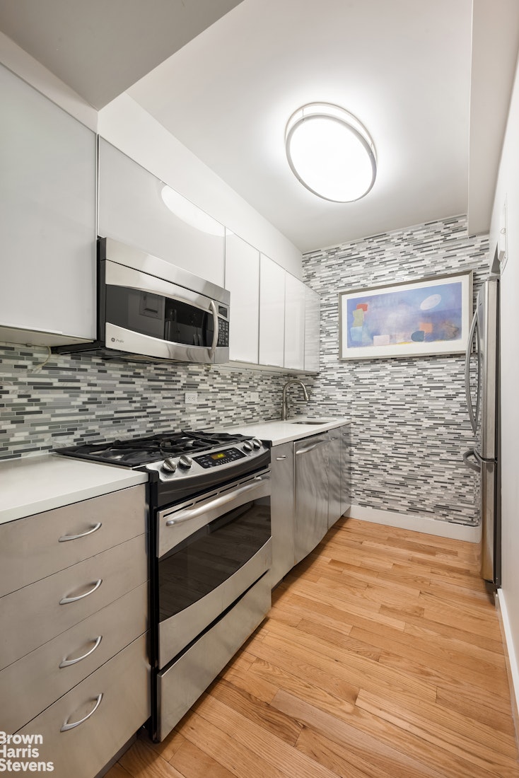 310 East 49th Street 4GF Turtle Bay New York NY 10017