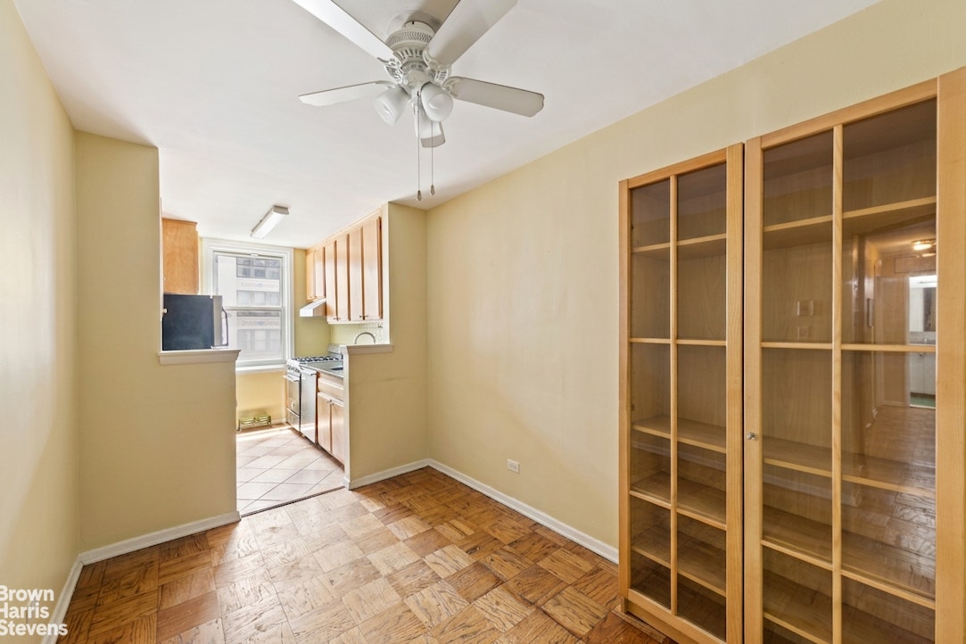 77 Seventh Avenue Chelsea New York NY 10011