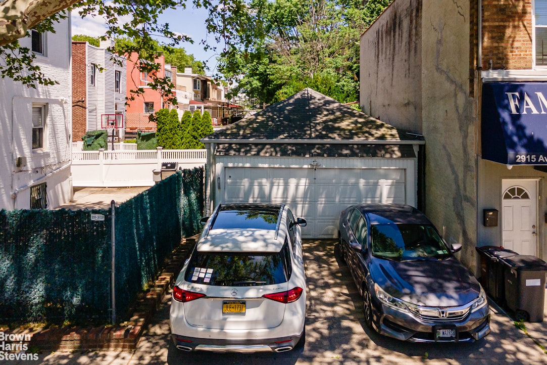 1891 East 29th Street Madison Brooklyn NY 11229