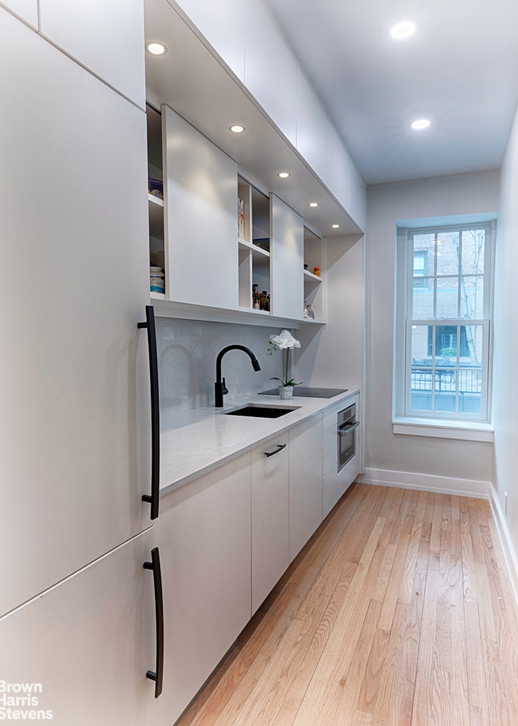 527 East 72nd Street 1B Upper East Side New York NY 10021