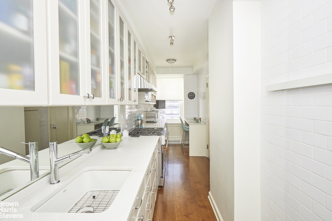 447 East 57th Street 10B Sutton Place New York NY 10022
