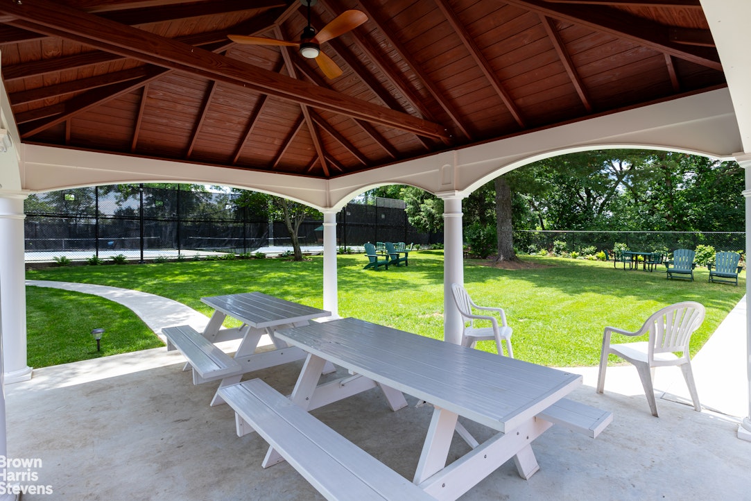 5700 Arlington Avenue 19M Riverdale Bronx NY 10471