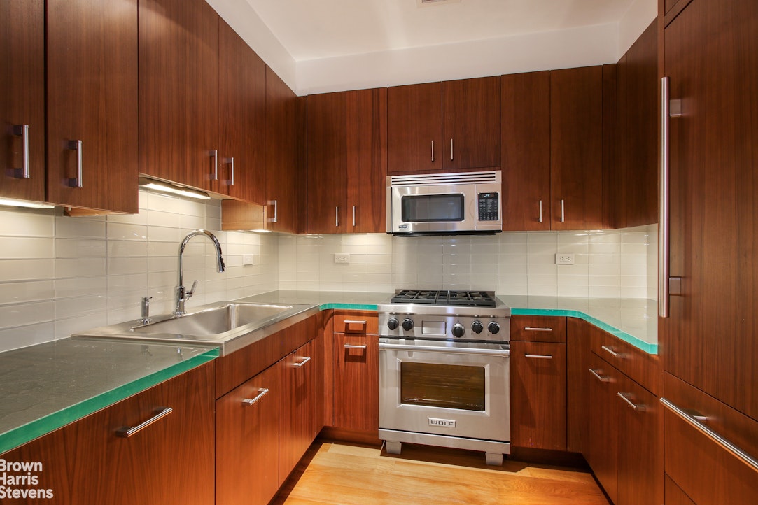 33 West 56th Street 6C Midtown West New York NY 10019