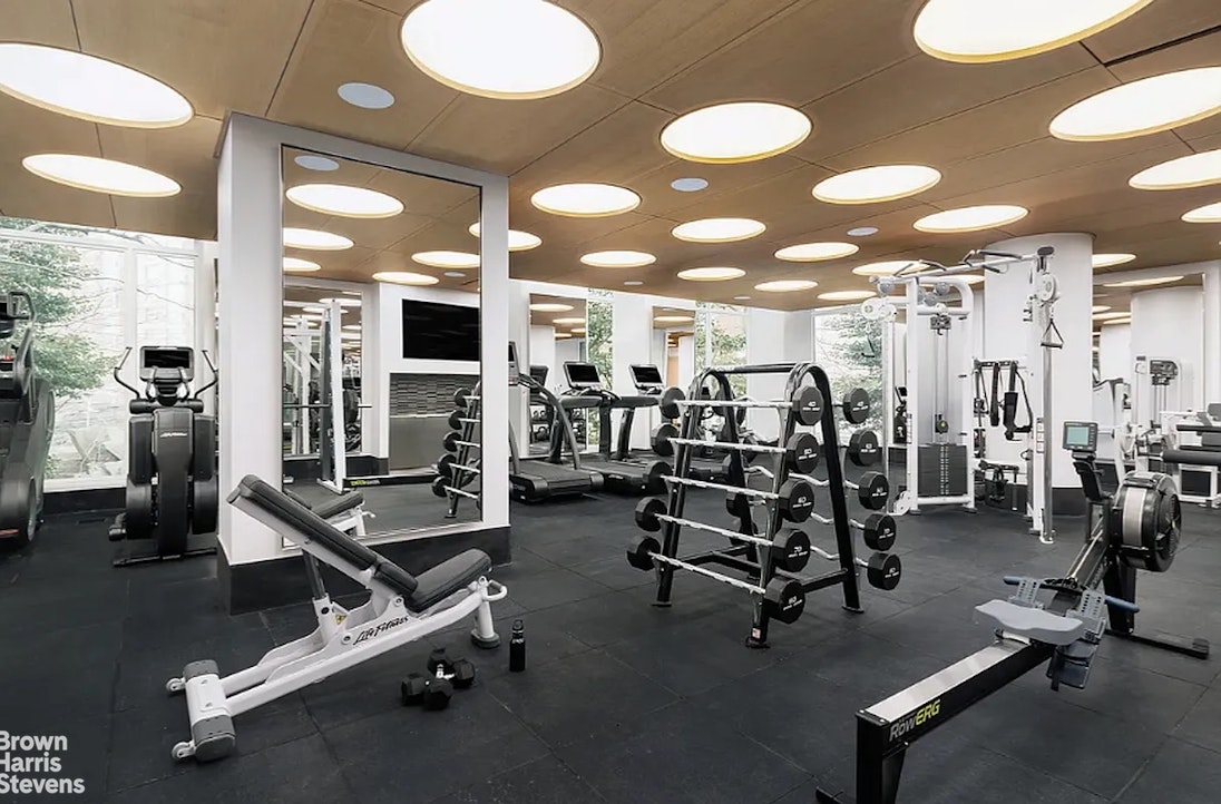 210 Warren Street Battery Park City New York NY 10282
