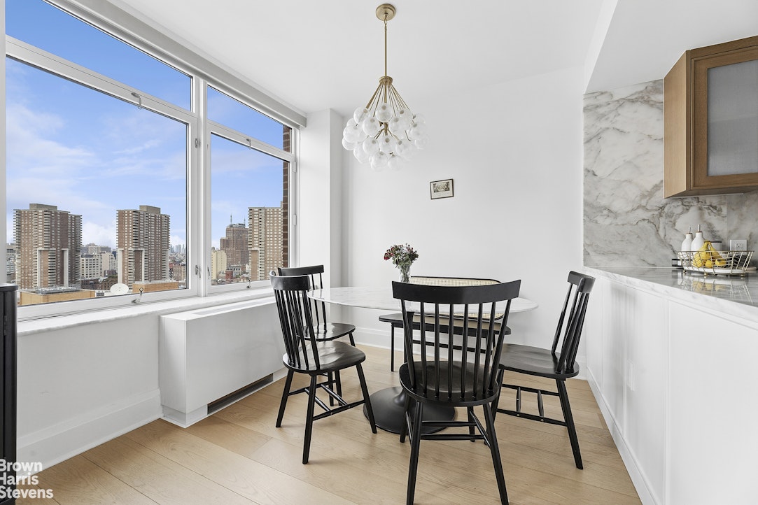 210 Warren Street Battery Park City New York NY 10282
