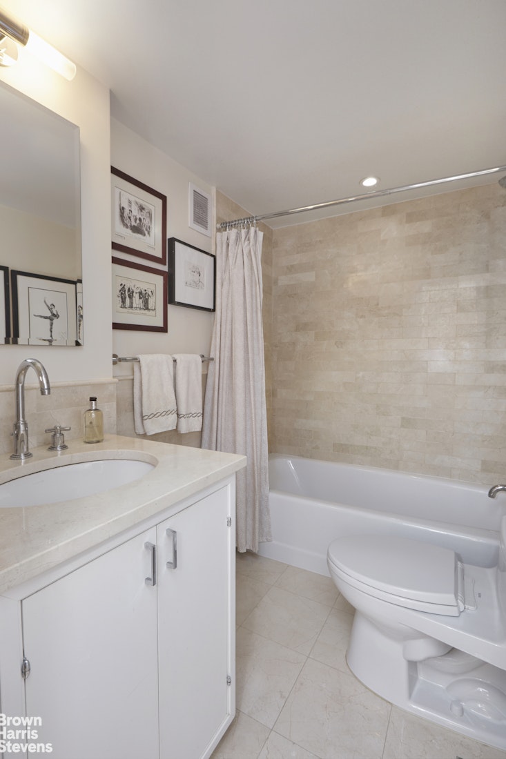 200 East 66th Street D202 Upper East Side New York NY 10065