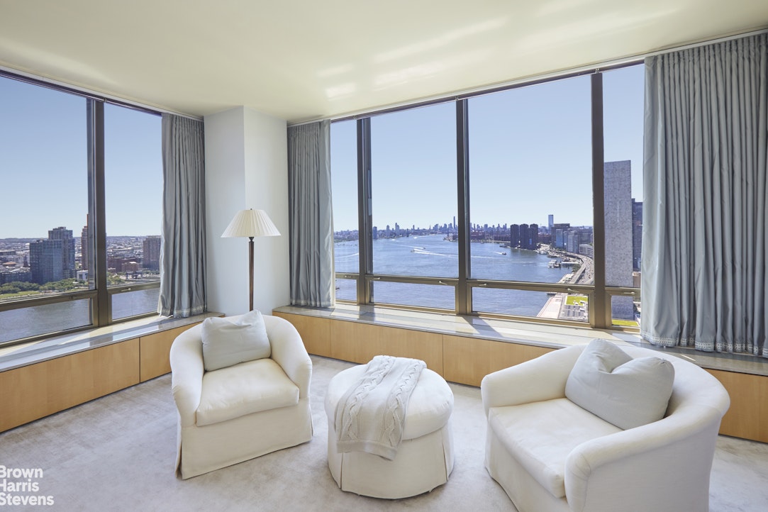 870 United Nations Plaza 33/34E Beekman Place New York NY 10017