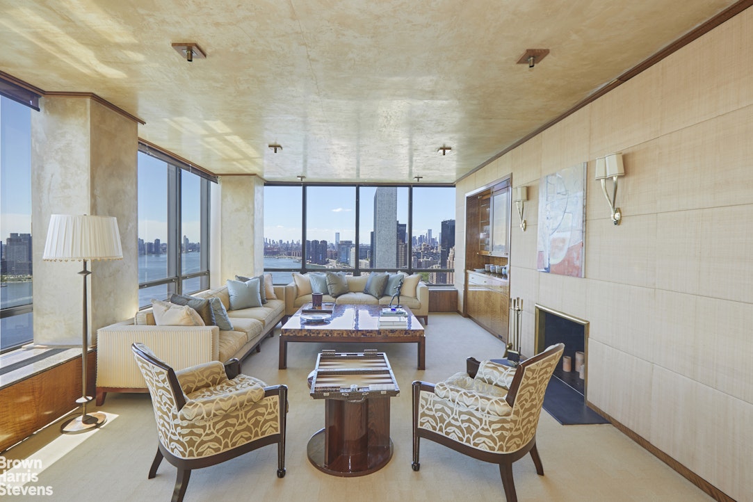 870 United Nations Plaza 33/34E Beekman Place New York NY 10017