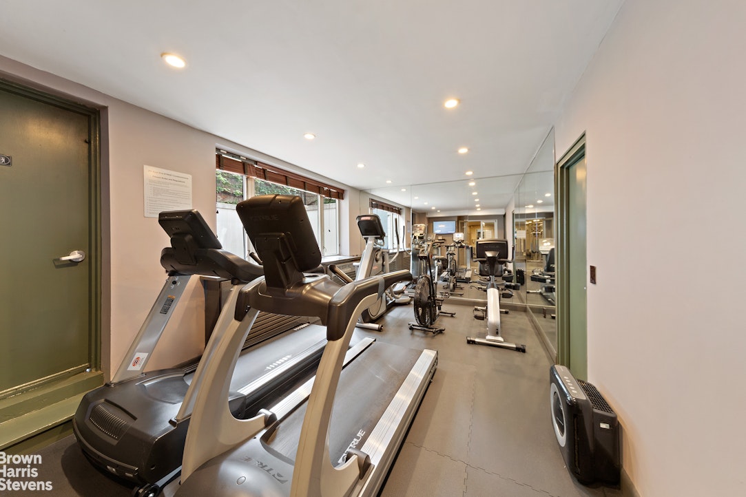 211 East 51st Street Turtle Bay New York NY 10022