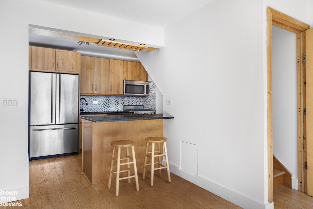 424 West 49th Street 6B Clinton New York NY 10019