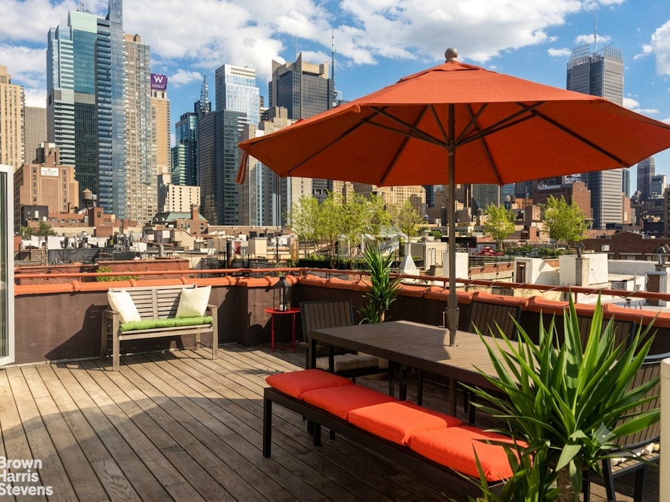 424 West 49th Street 6B Clinton New York NY 10019