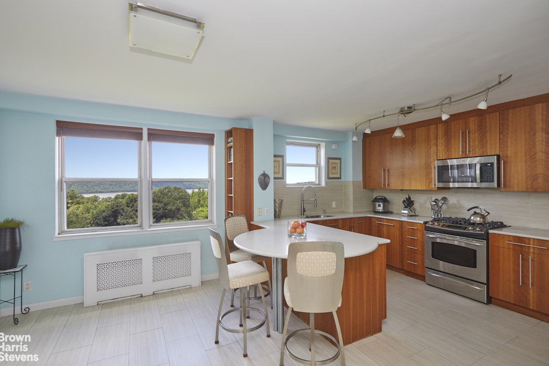 5900 Arlington Avenue 4B Riverdale Bronx NY 10471