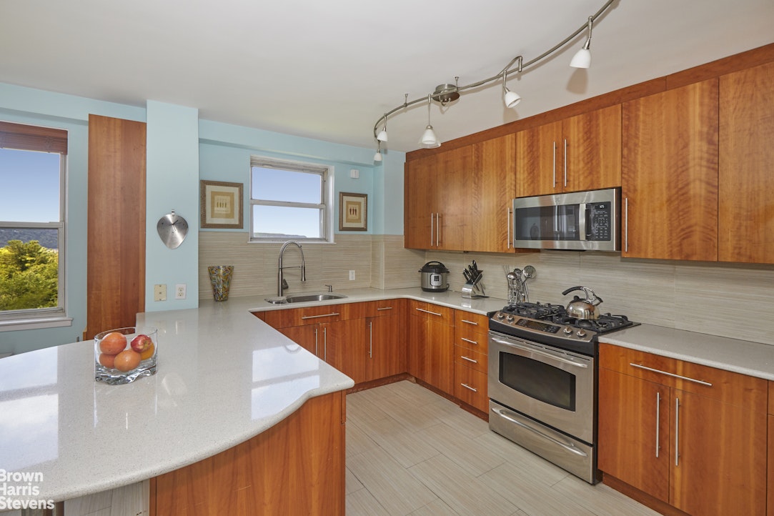 5900 Arlington Avenue 4B Riverdale Bronx NY 10471