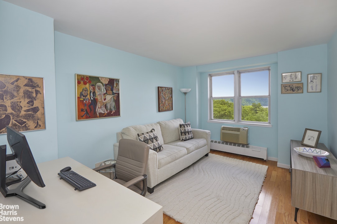 5900 Arlington Avenue 4B Riverdale Bronx NY 10471