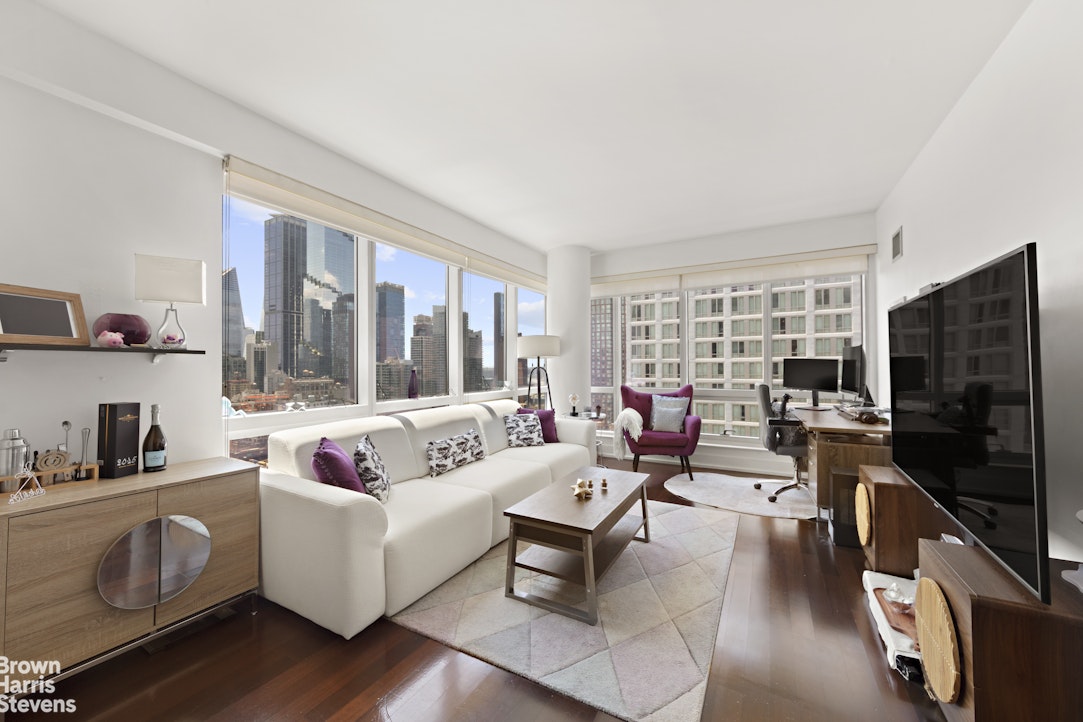 350 West 42nd Street 24A Clinton New York NY 10036
