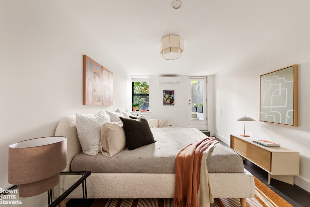 19 Saint Johns Place 1B Park Slope Brooklyn NY 11217