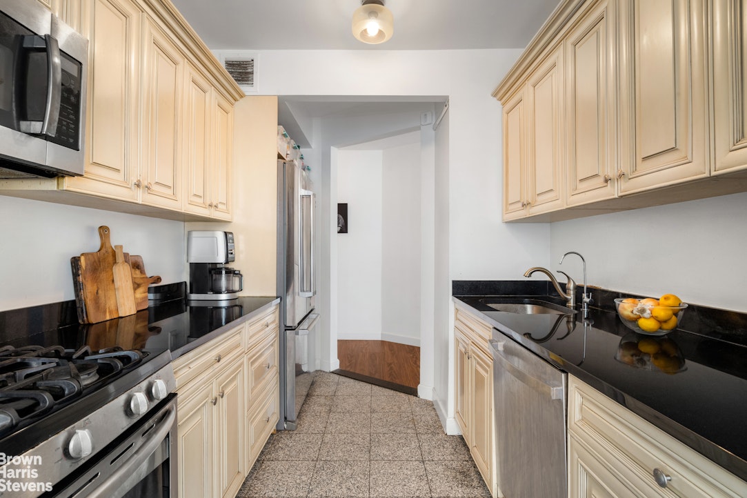 201 West 72nd Street 12A Upper West Side New York NY 10023