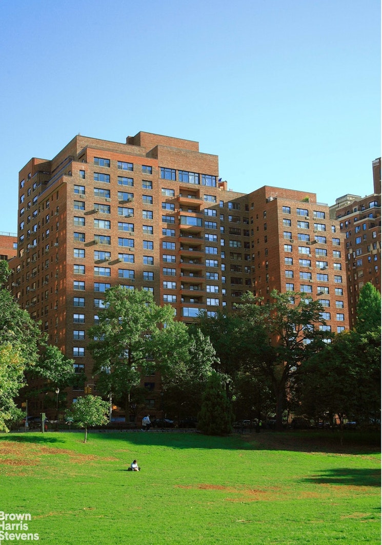11 Riverside Drive Upper West Side New York NY 10023