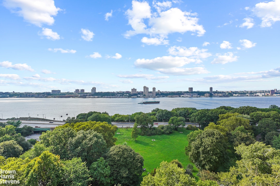 11 Riverside Drive Upper West Side New York NY 10023