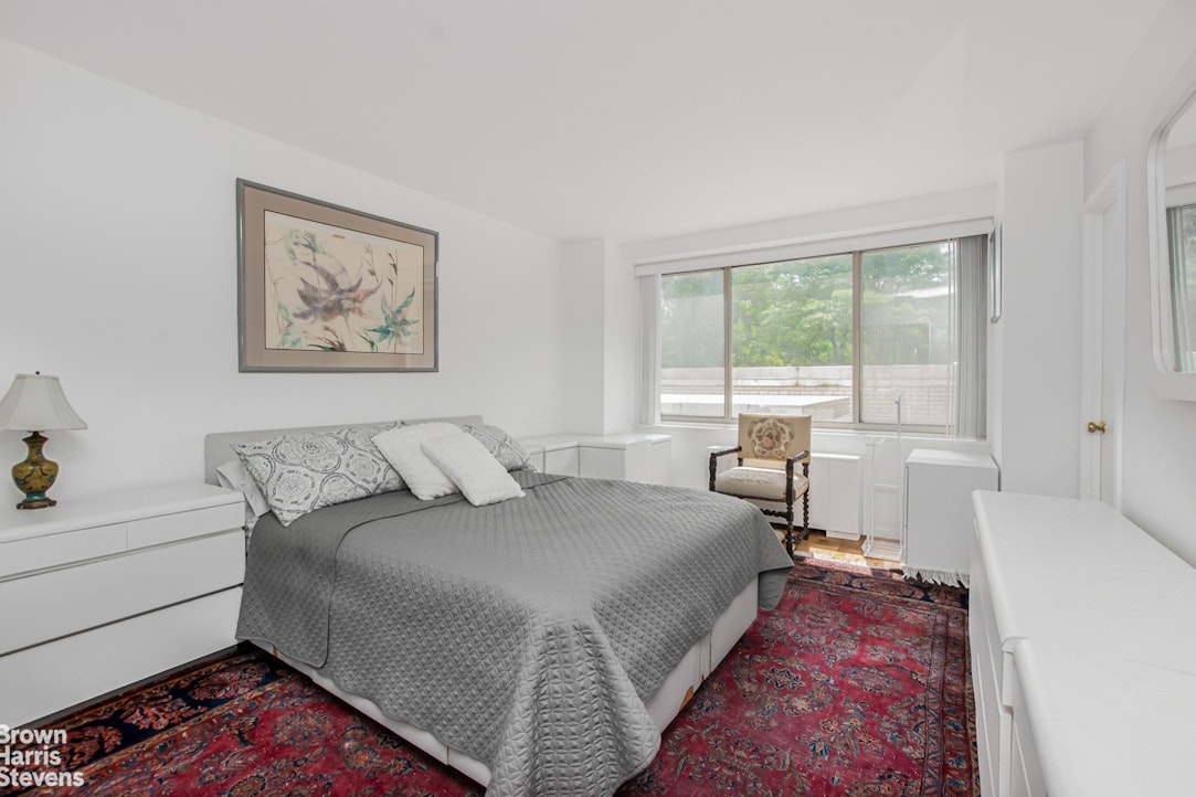 3333 Henry Hudson Parkway West 2A Riverdale Bronx NY 10463