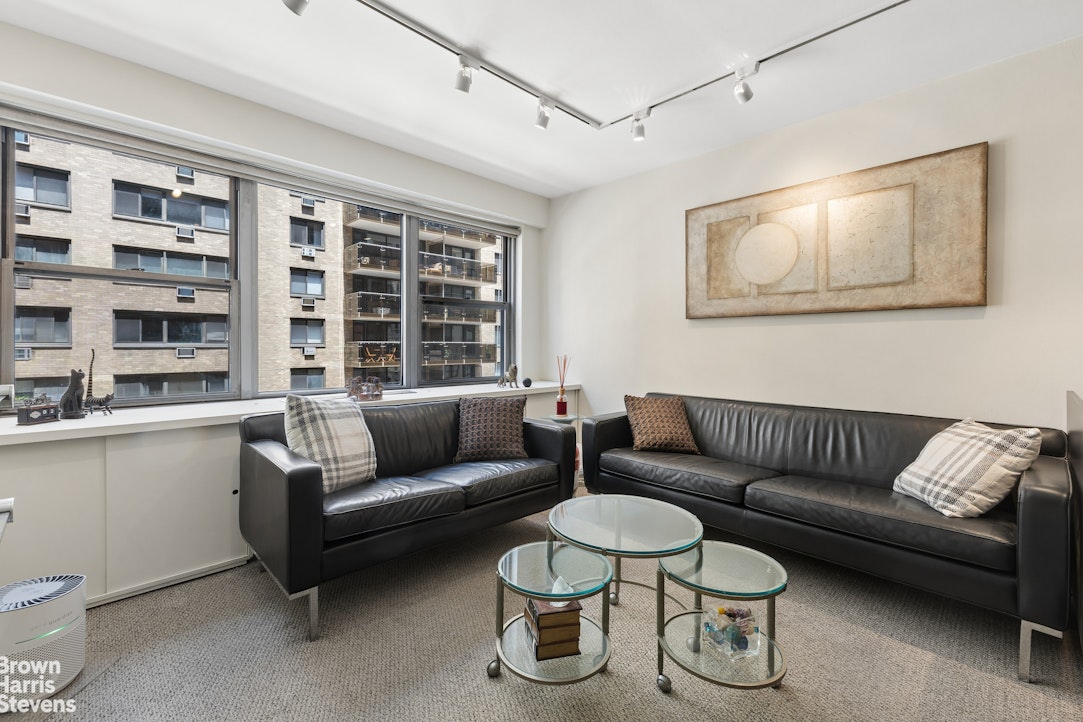 10 West 15th Street Flatiron District New York NY 10011