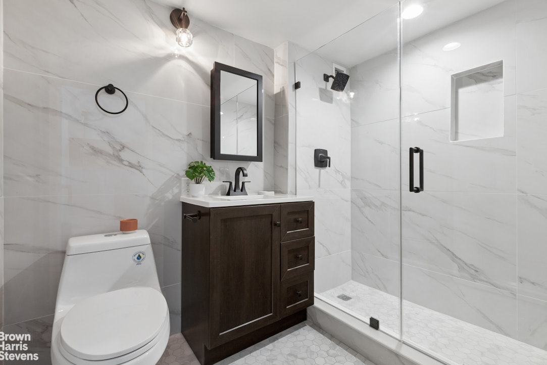 555 West 23rd Street N10J Chelsea New York NY 10011