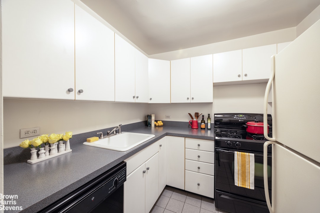 340 East 80th Street 5J Upper East Side New York NY 10075