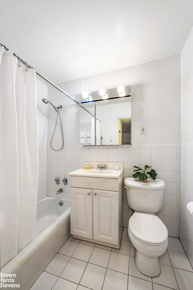 340 East 80th Street 5J Upper East Side New York NY 10075