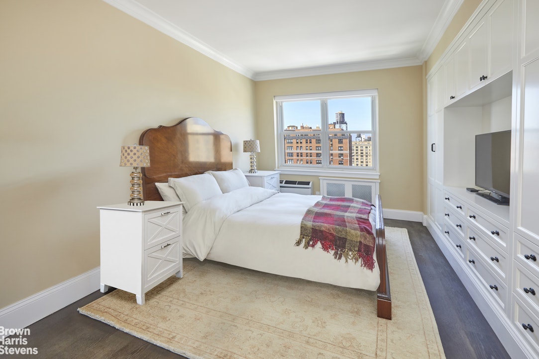 11 Riverside Drive 16CW Upper West Side New York NY 10023