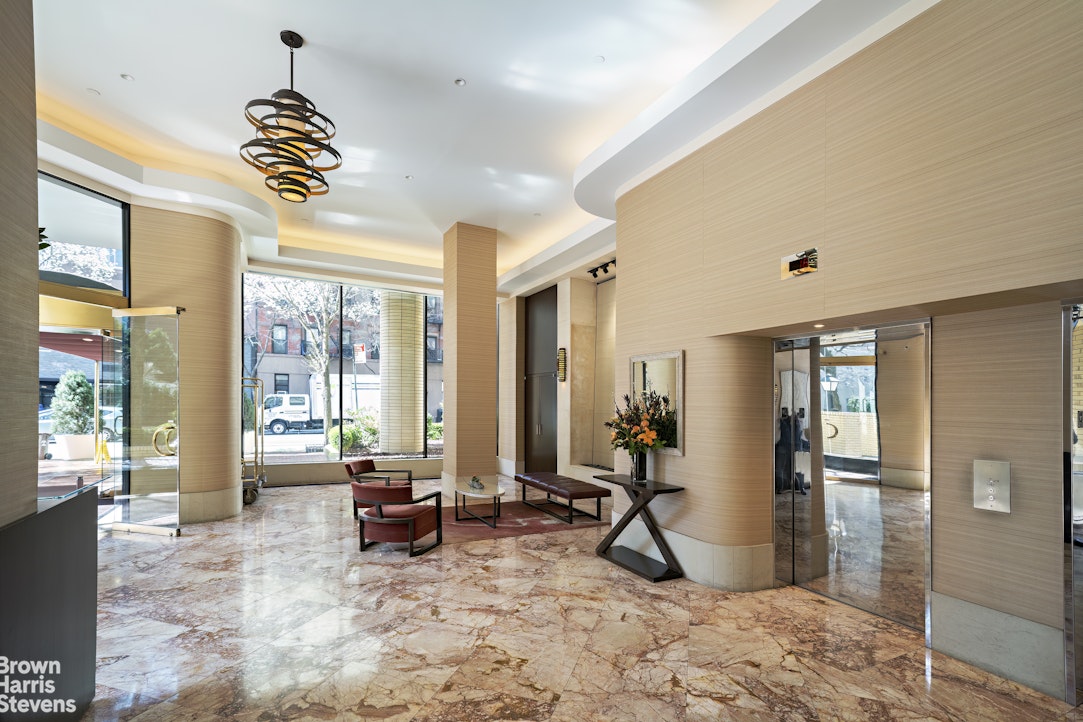 311 East 38th Street 11B Murray Hill New York NY 10016