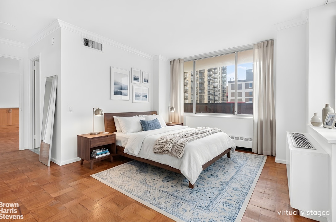 311 East 38th Street 11B Murray Hill New York NY 10016