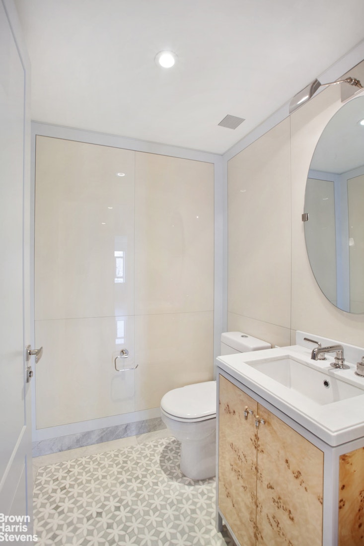 21 East 61st Street 9F Upper East Side New York NY 10065