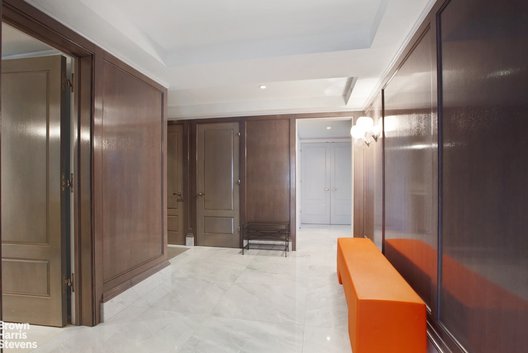 21 East 61st Street 9F Upper East Side New York NY 10065