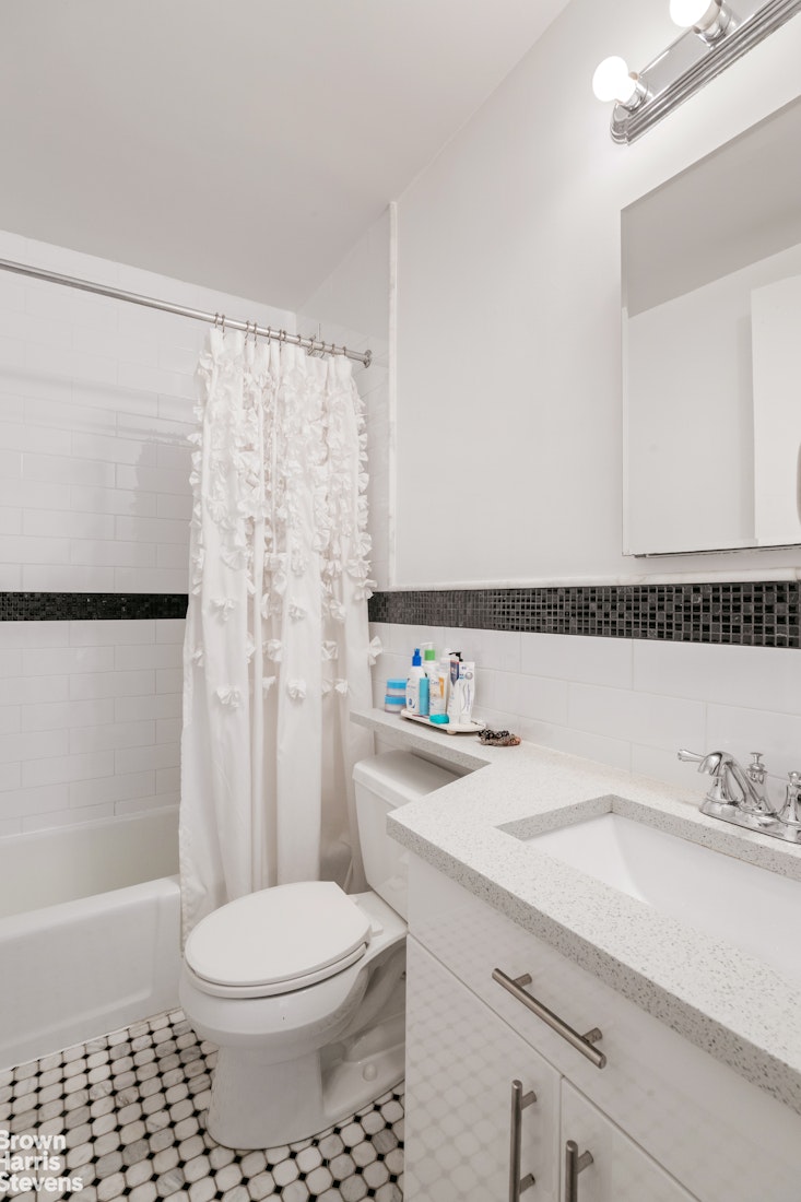 30 West 61st Street 25B Lincoln Square New York NY 10023