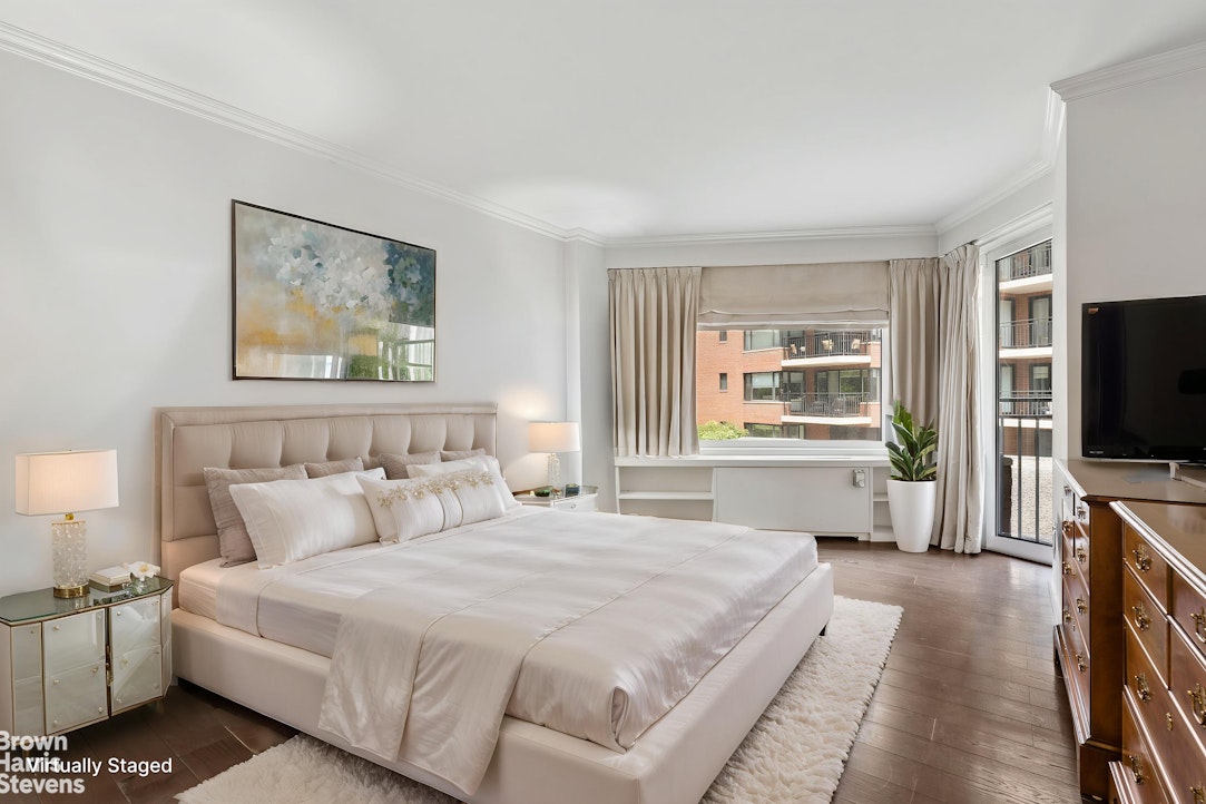 60 Sutton Place South 3DES Sutton Place New York NY 10022