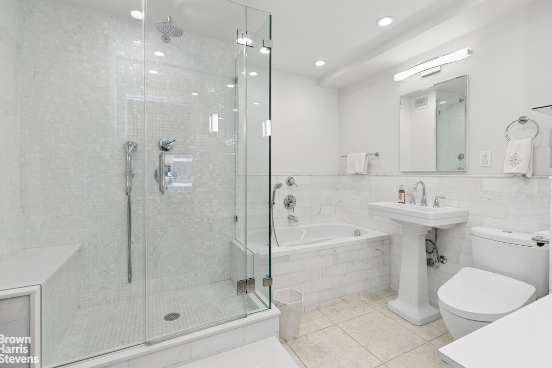 60 Sutton Place South 3DES Sutton Place New York NY 10022