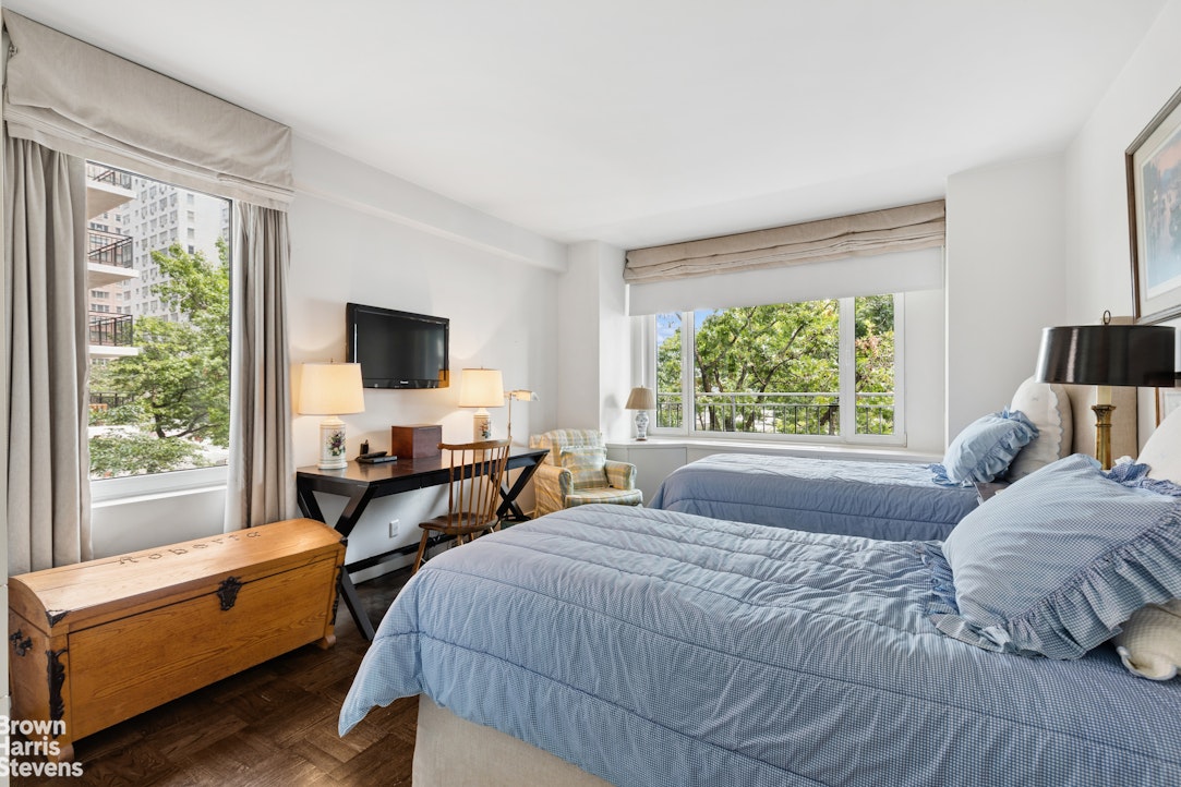 60 Sutton Place South 3DES Sutton Place New York NY 10022