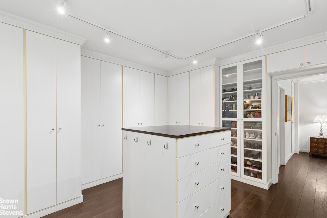 60 Sutton Place South 3DES Sutton Place New York NY 10022
