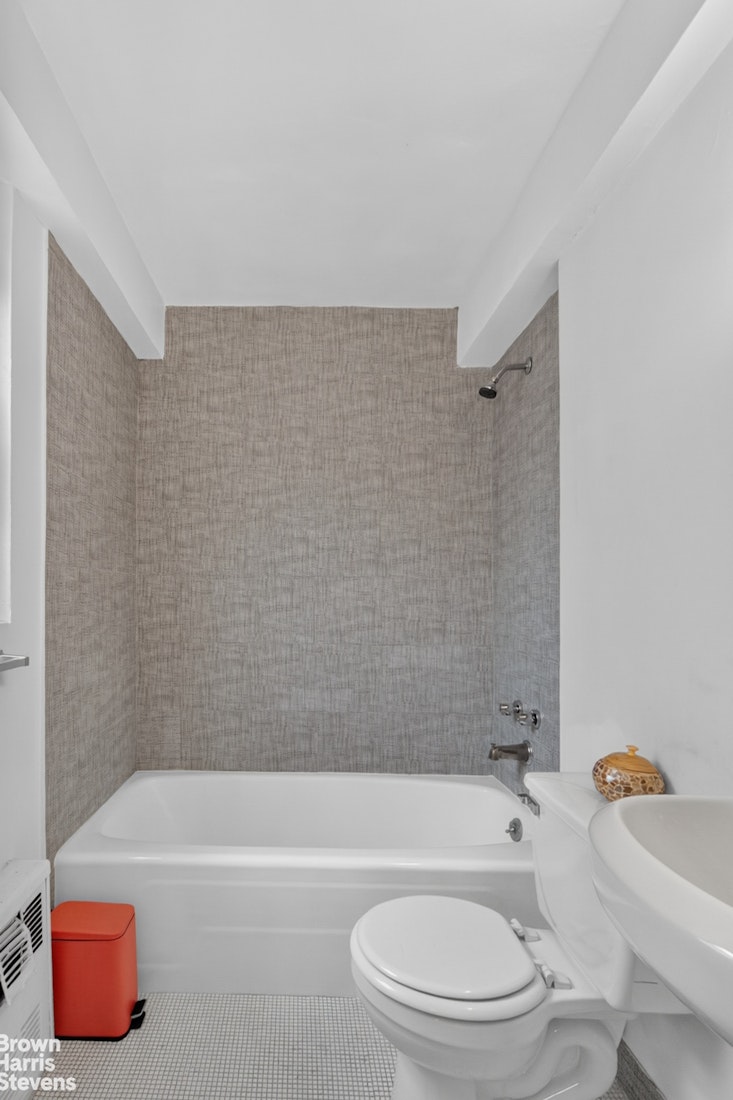 1020 Grand Concourse 10RR Concourse Bronx NY 10451