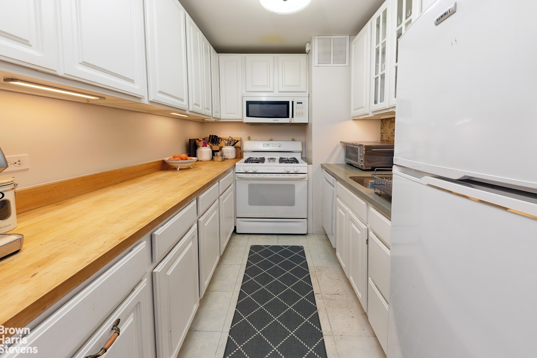 444 East 75th Street 9C Upper East Side New York NY 10021
