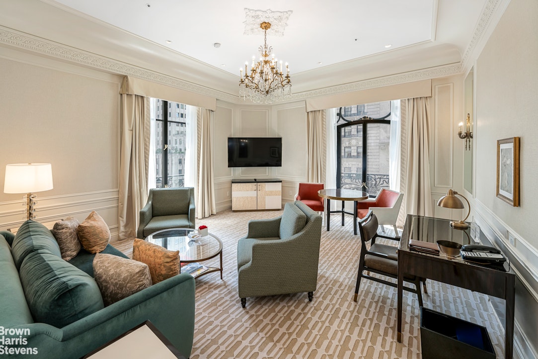 2 East 55th Street 901 Midtown East New York NY 10022