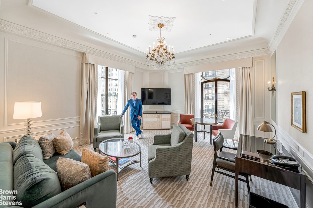 2 East 55th Street 901 Midtown East New York NY 10022