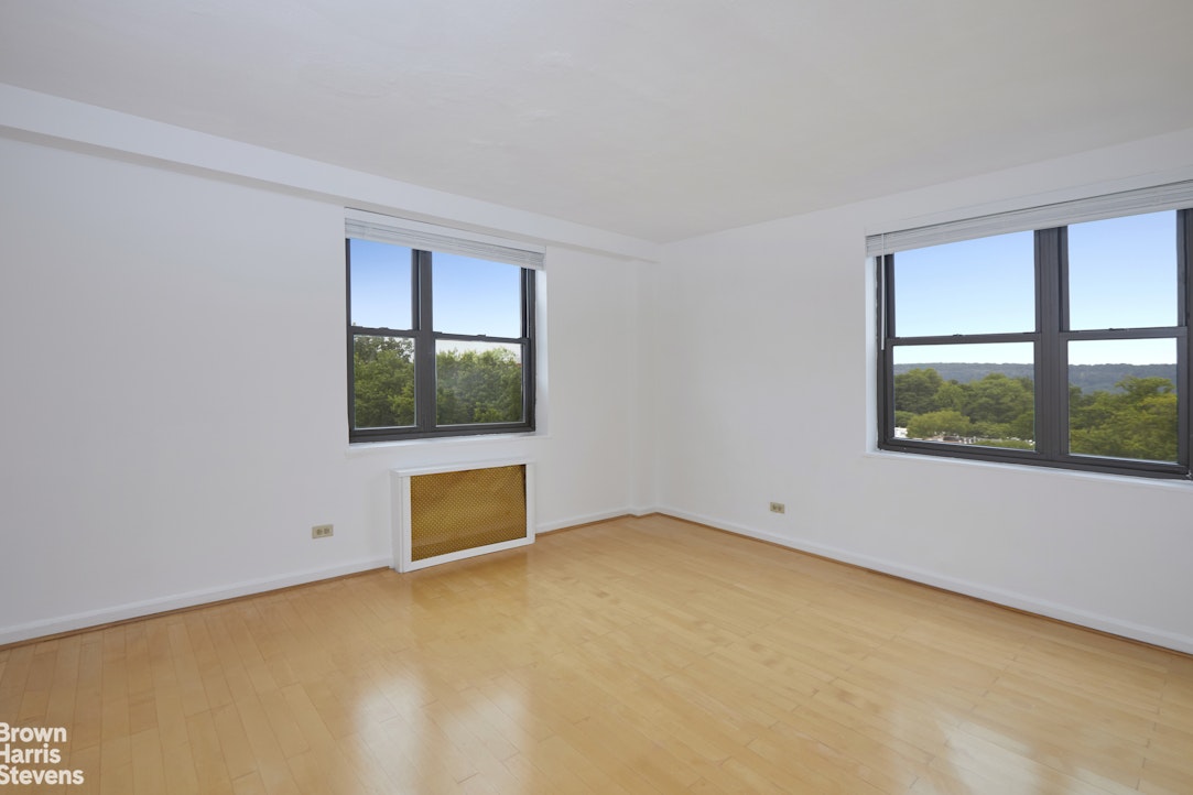 3103 Fairfield Avenue 10A Spuyten Duyvil Bronx NY 10463