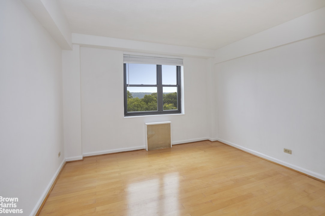 3103 Fairfield Avenue 10A Spuyten Duyvil Bronx NY 10463