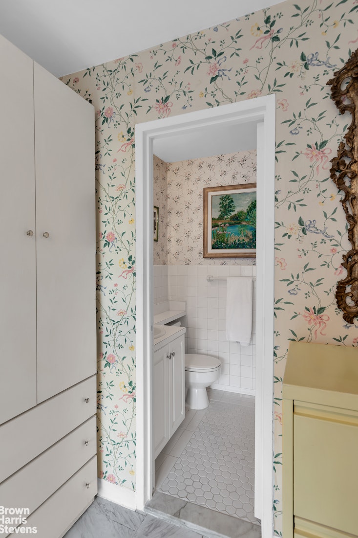 114 East 72nd Street 9C Upper East Side New York NY 10021