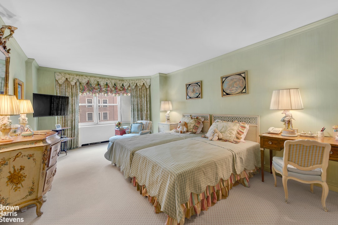 114 East 72nd Street 9C Upper East Side New York NY 10021