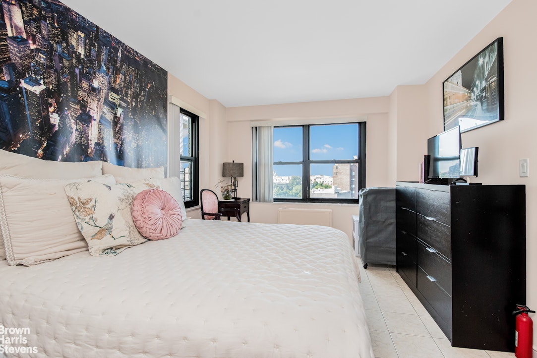 1020 Grand Concourse 11J Concourse Bronx NY 10451