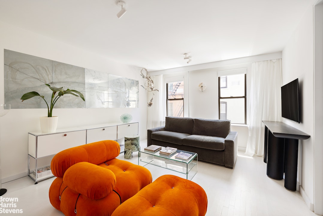 307 West 20th Street Chelsea New York NY 10011