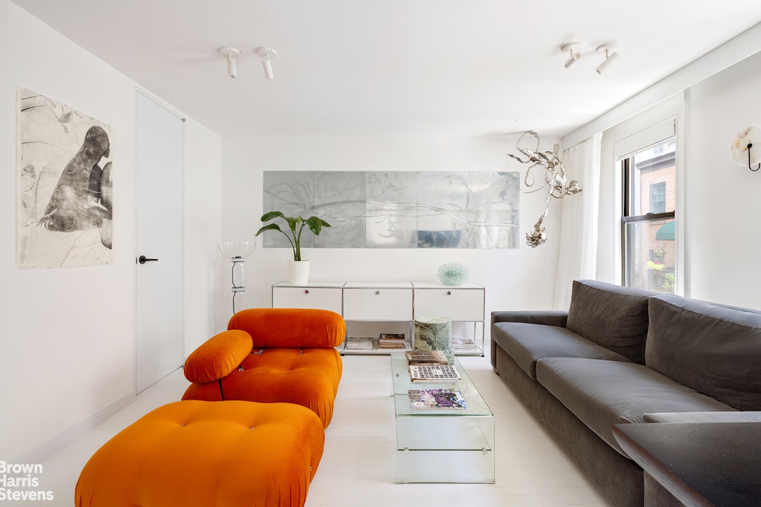 307 West 20th Street Chelsea New York NY 10011